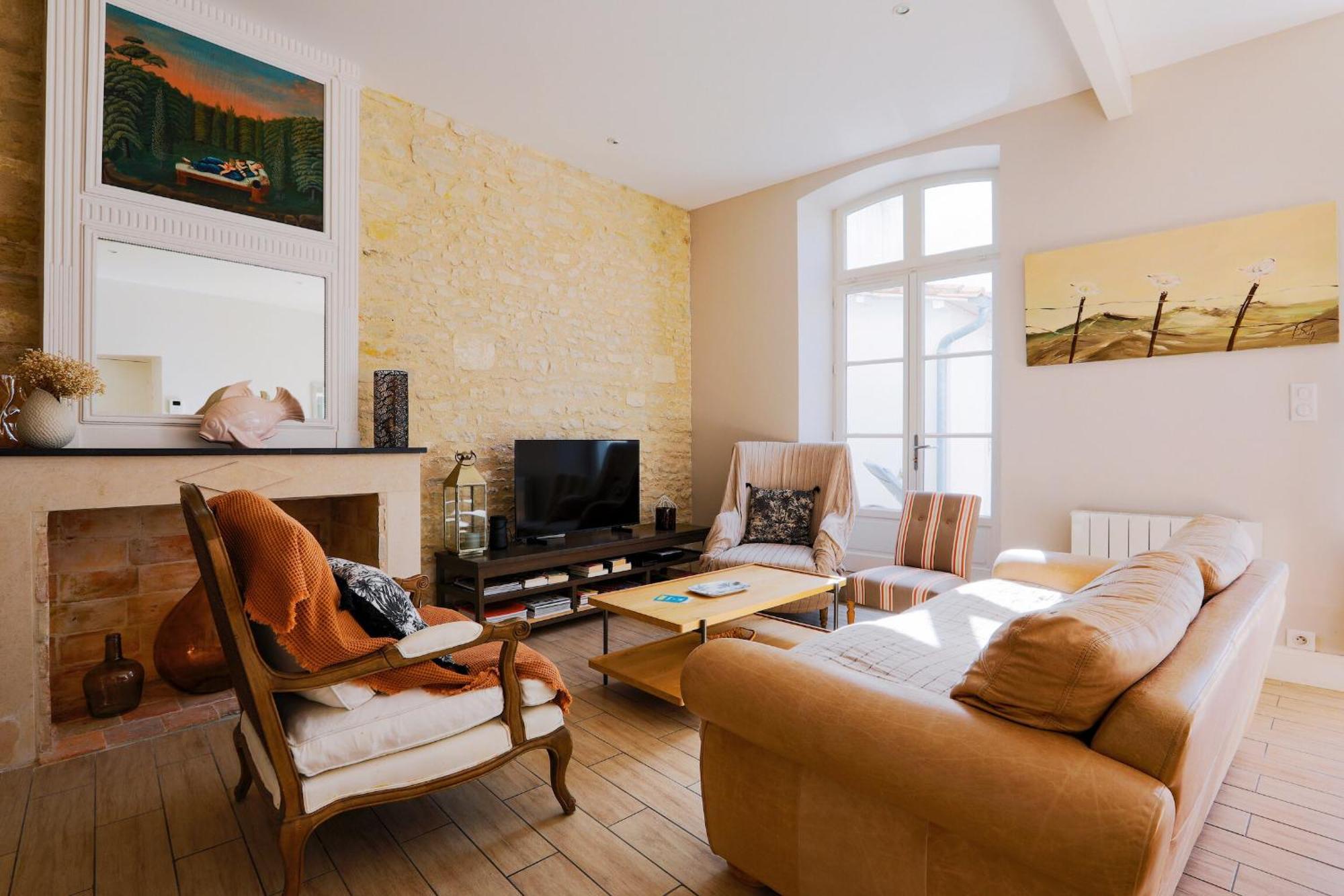 Saint-Martin-de-Ré Duplex Joliment Decore Et Sa Cour Ensoleillee מראה חיצוני תמונה
